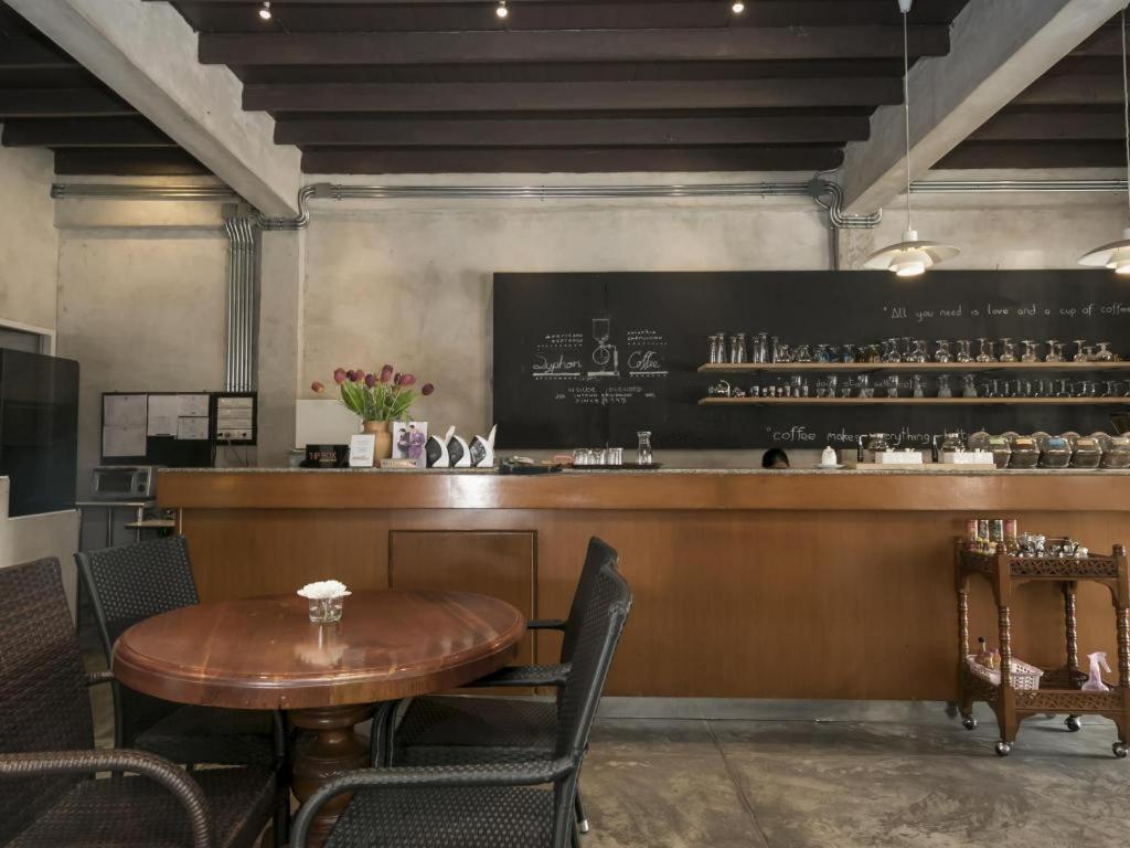 Hotel Intown Residencia Bangkok Exterior foto