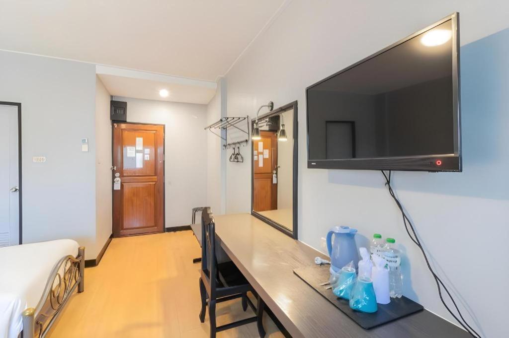 Hotel Intown Residencia Bangkok Exterior foto
